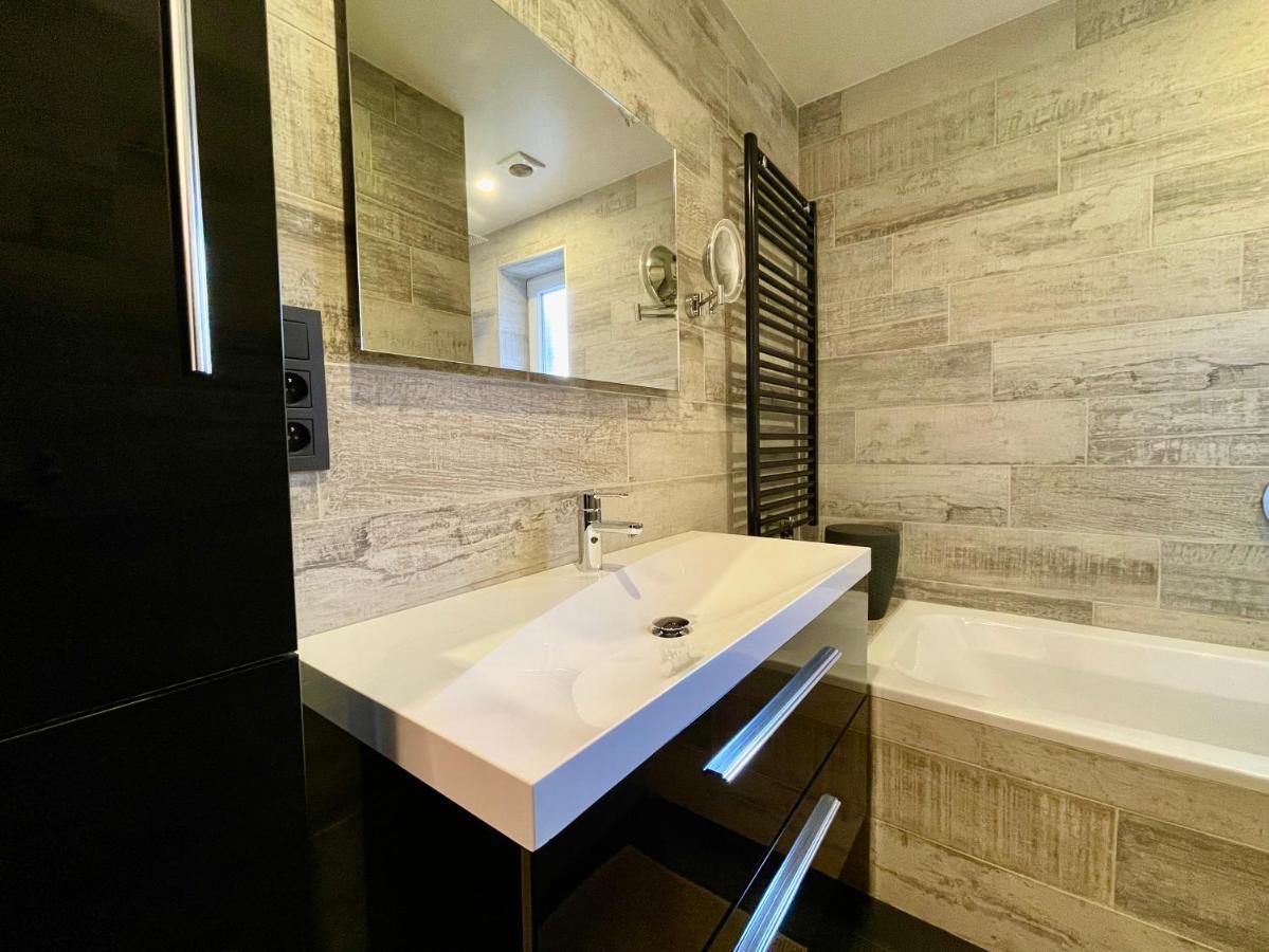 Suite 40 Jacuzzi & Sauna By Malmedreams Malmedy Eksteriør bilde